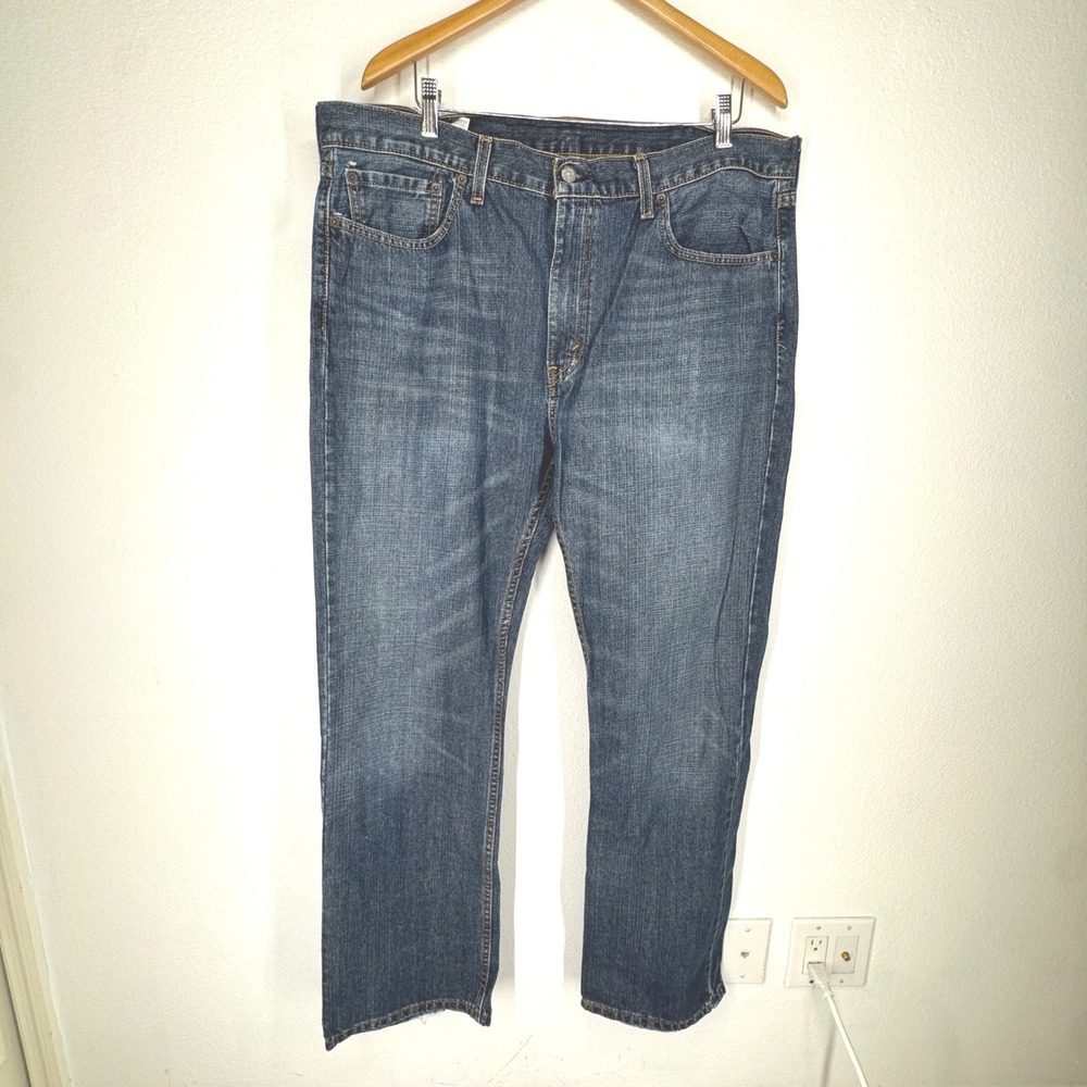 Levis 527 Slim Bootcut Jeans Mens 38x32 Dark Wash Blue Denim Whiskered Faded